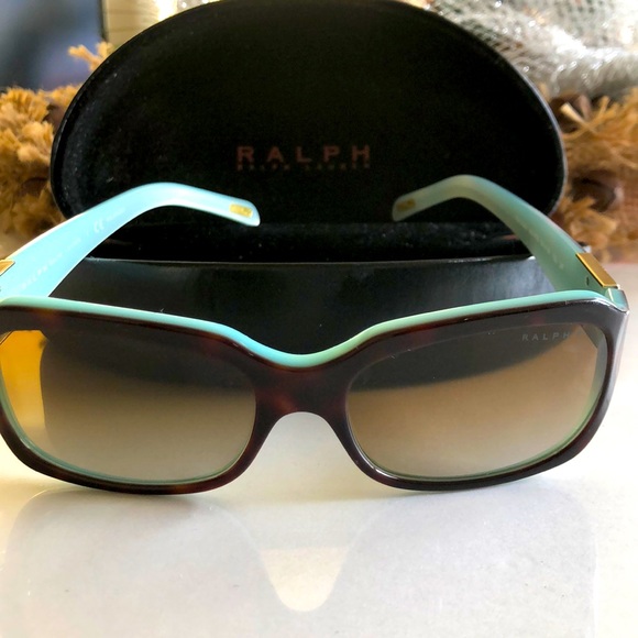 Ralph Lauren Accessories - Ralph By Ralph Lauren
RA5049 Polarized